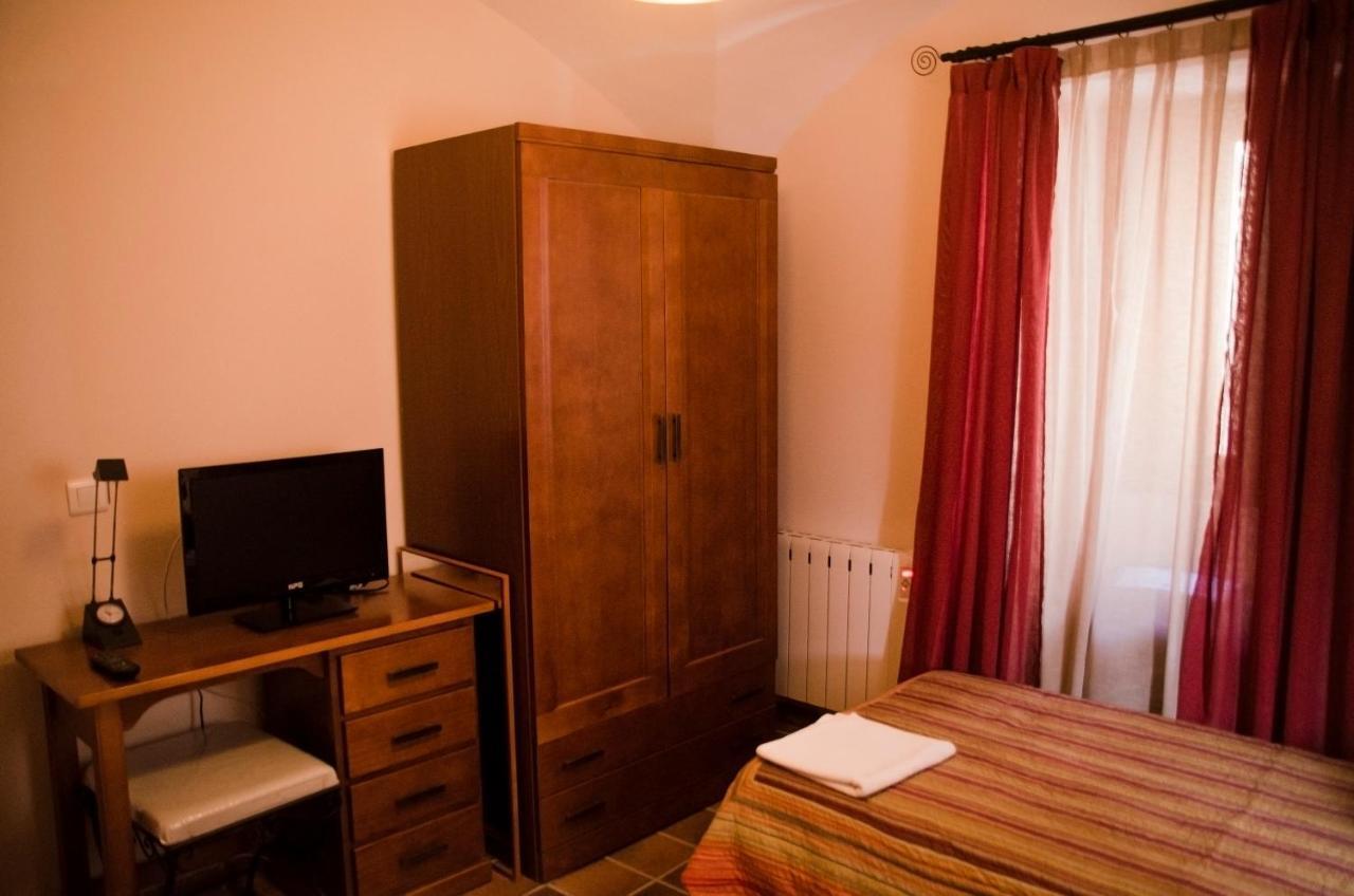 Casa Sierpes Apartamento Caces Quarto foto